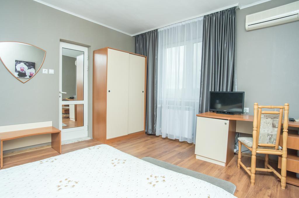 Family Hotel Accent Razgrad Exteriér fotografie